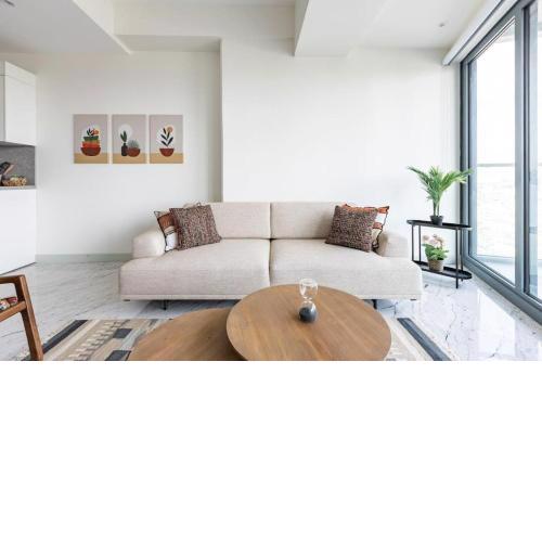 Gorgeous Modern 1bd Terrace Condopoolviews! #233