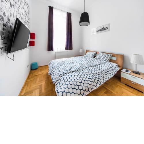 Gozsdu Apartment Király 13