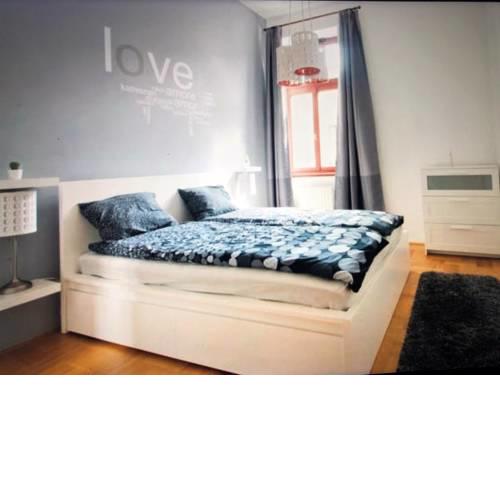 Gozsdu Apartment