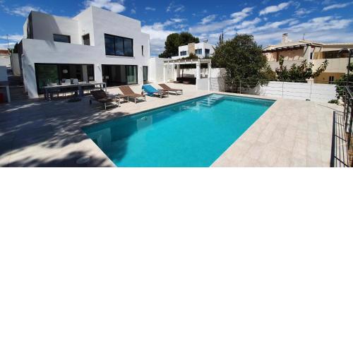 Graham Holiday Rentals - Amistat