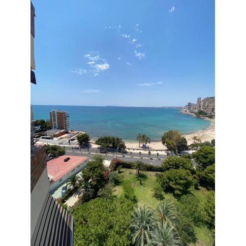 GRAN APARTAMENTO CON VISTAS AL MAR! Ascensor, piscina y parking privado