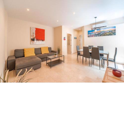 Gran apartamento de 3 habitaciones junto a la Catedral