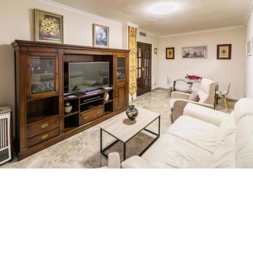 Gran Apartamento en el centro con Parking Gratis