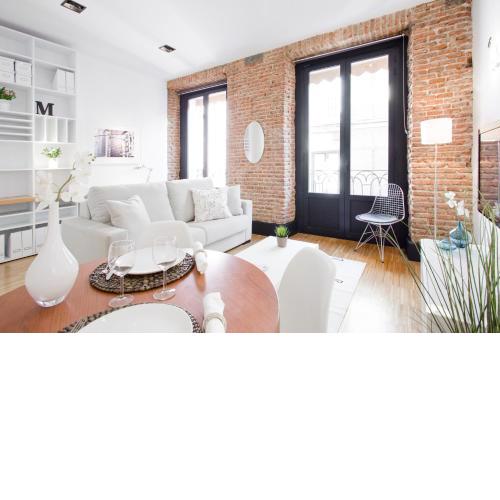 Gran Via Apartment by Flatsweethome
