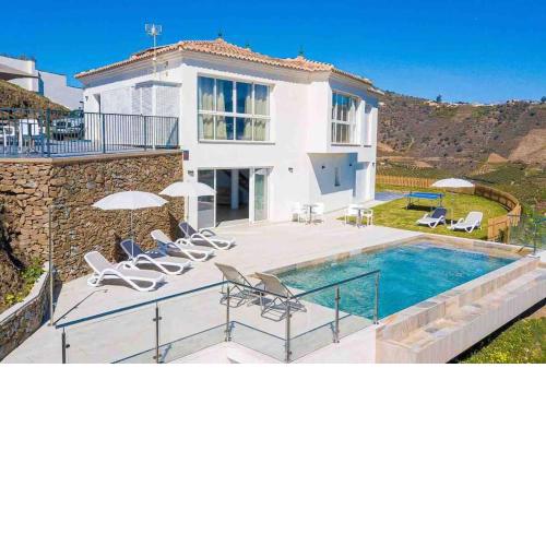 Gran villa con bonitas vistas