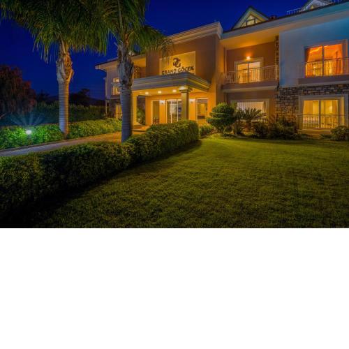 Grand Gocek Hotel