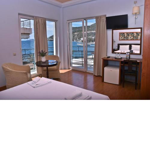 Grand Hotel Loutraki