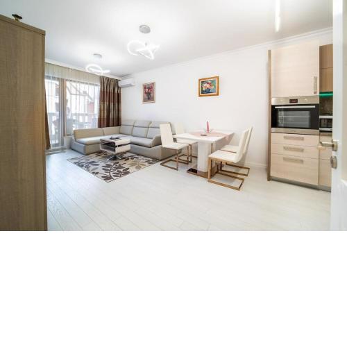 Grand Karavel Top Center Lux Apartment