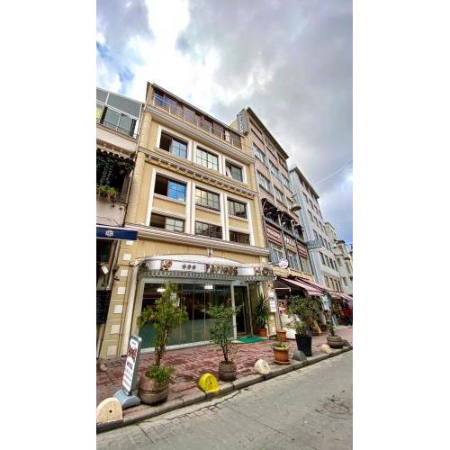 Grand Papirus Hotel