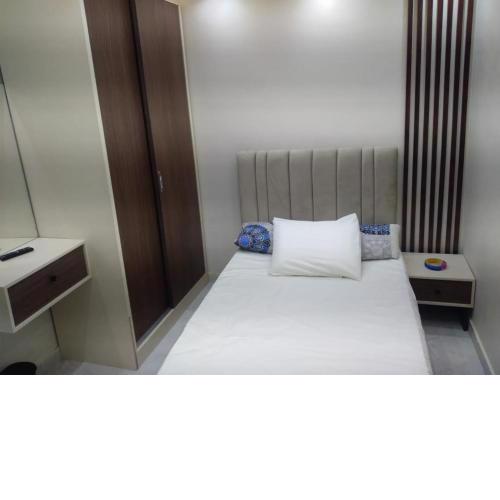 grand pyramids view inn