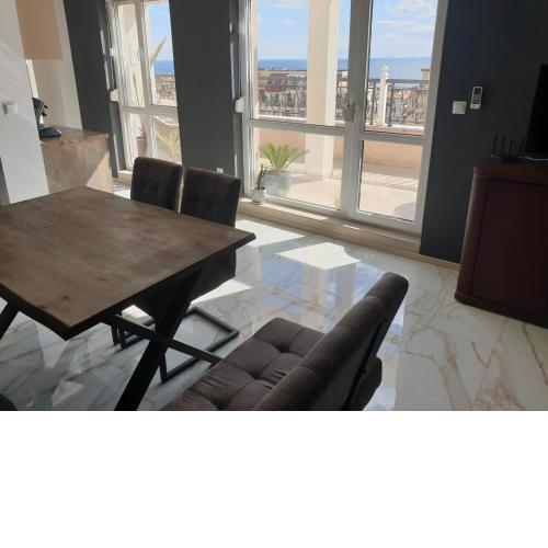 Grand Sea View Penthouse