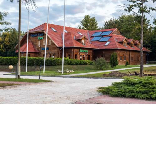 Grand Slam Park Inn
