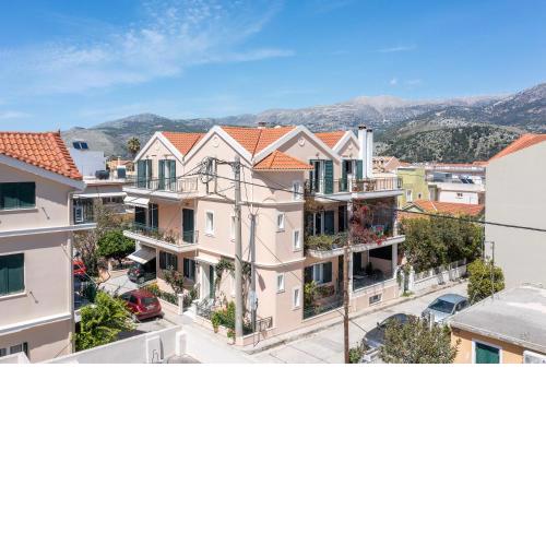 Grand Square Apartment