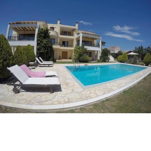 Grand Villa Lagonisi