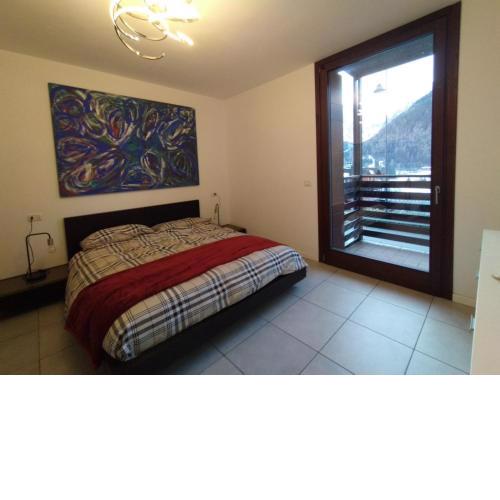 GRAYNITE-Adamello Peak Apartments