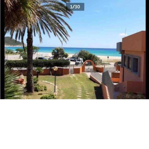 Graziosa villetta vista mare