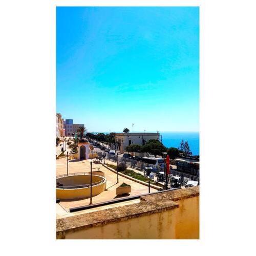 Grazioso appartamento in palazzo storico con vista mare