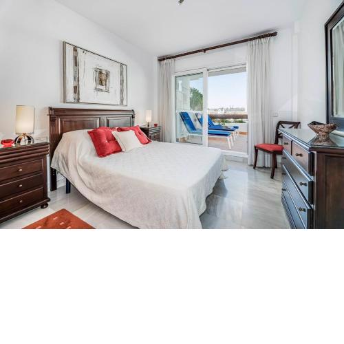 Great Location, Spacious And Beautiful Apartment