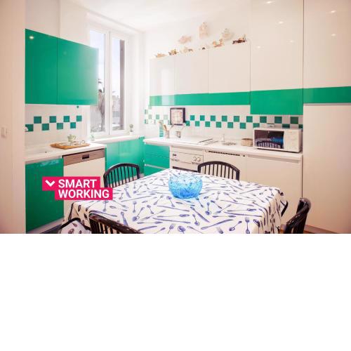 Green Apartment in the Center by Wonderful Italy