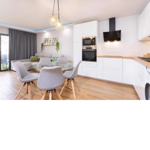 Green oasis with pool access in Amarilla Golf