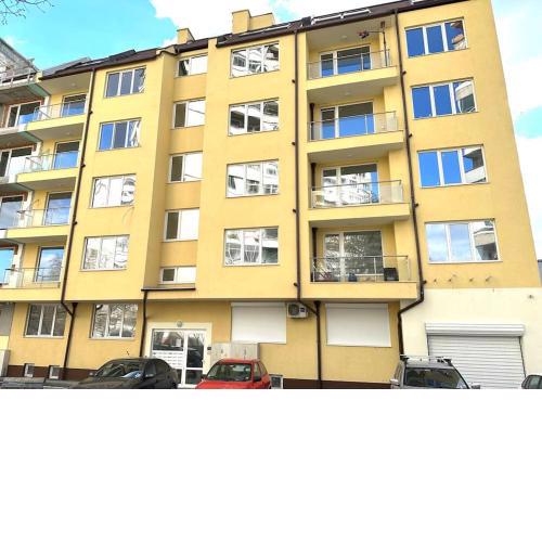 Green Park Apartment - Brand New Studio!