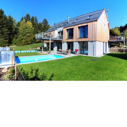 Green Stone Lipno