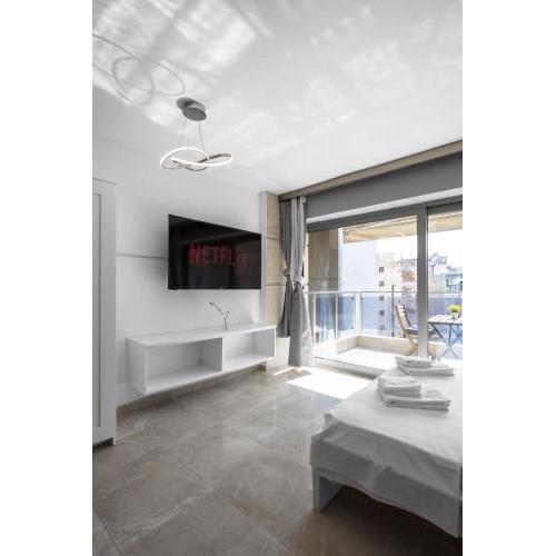 Greenview Apartments, The Luxury Suites