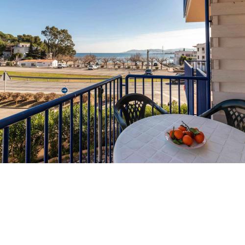 Grifeu 17 apartamento al lado de la playa