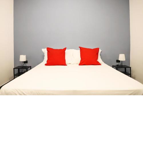 Ground floor Apartment in the city centre by Wonderful Italy