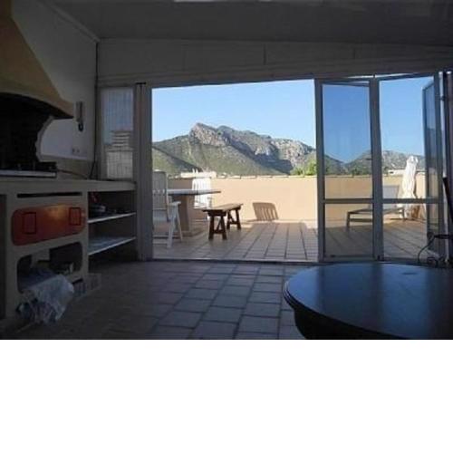 Großzügige Ferienwohnung mit großer Dachterrasse im Herzen vom Küstenort Port de Pollença