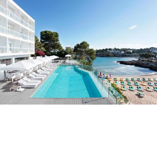 Grupotel Ibiza Beach Resort - Adults Only
