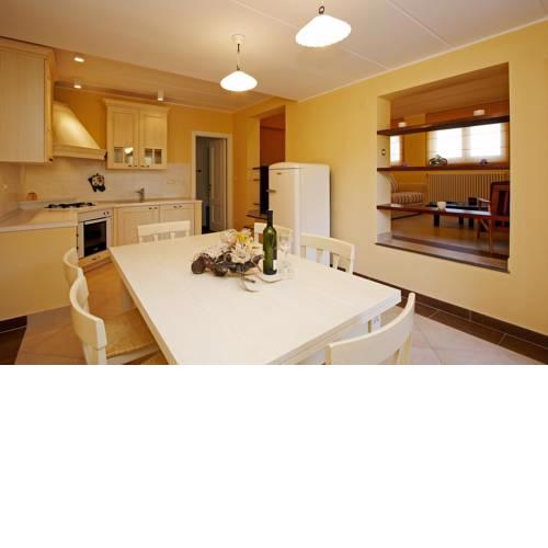 Guesthouse Barboska-pool & tennis