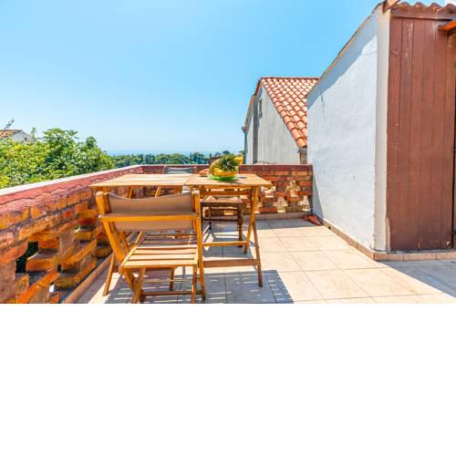GUESTHOUSE ISABEL LA CATOLICA