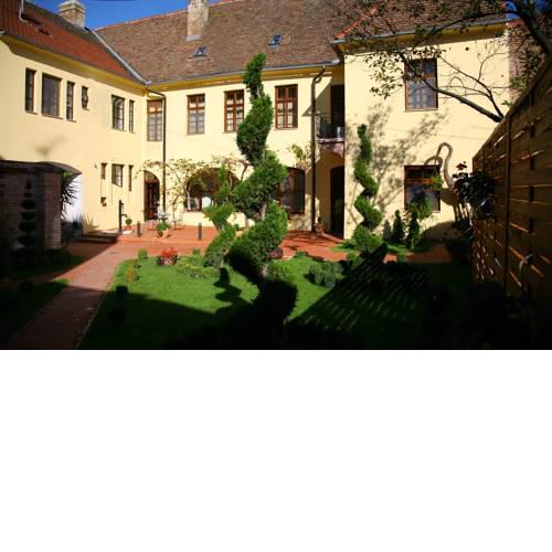 Guesthouse Maksimilian