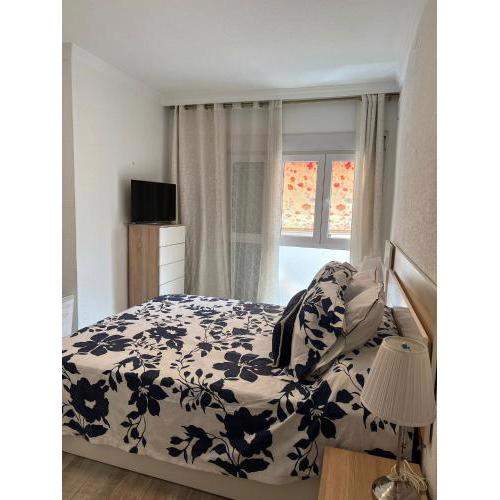 Habitación centro acera del darro
