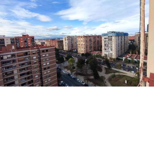 Habitación con cama individual, piso compartido en Avenida Blasco Ibáñez
