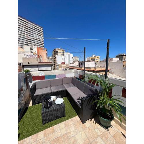 Habitacion con terraza en Alicante