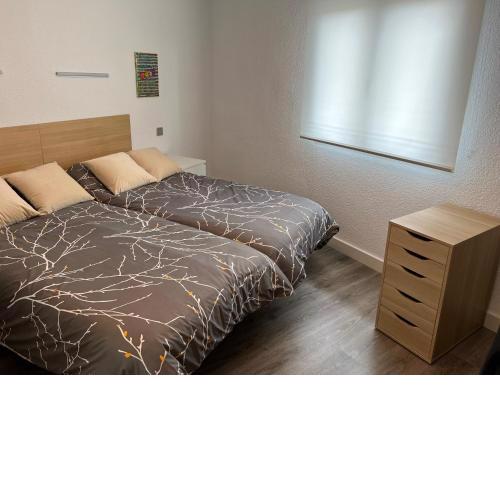 Habitacion DOBLE con baño compartido en Pozuelo dentro de casa tipo Boutique