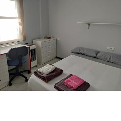 Habitación doble con baño privado