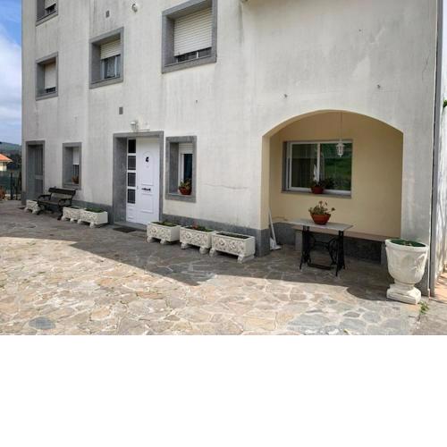 Habitaciones en casa cerca de Santiago a pie del camino portugués