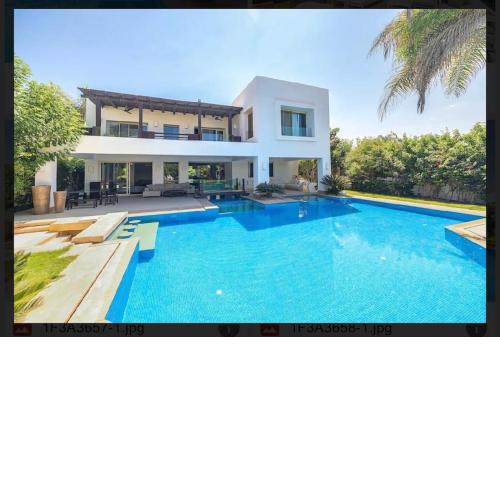 Hacienda White Luxurious villa