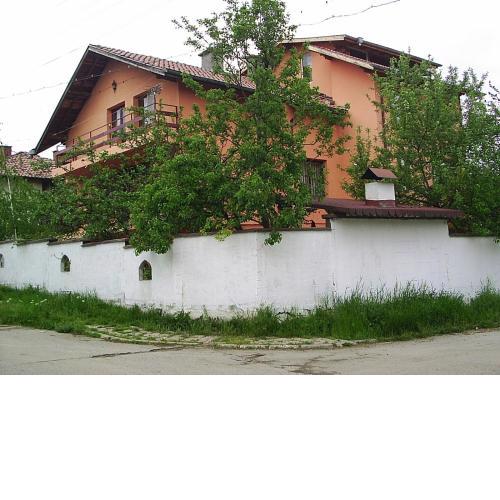 Hadjibulevata Guest House