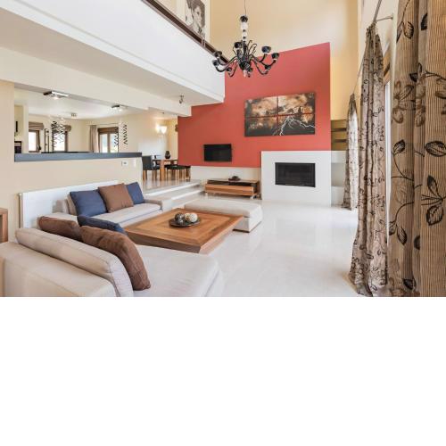 Halide Luxury Villa