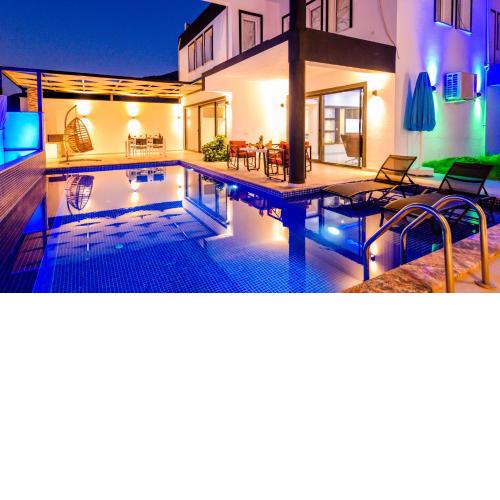 Han - 1 Bedroom Honeymoon Villa in Kalkan