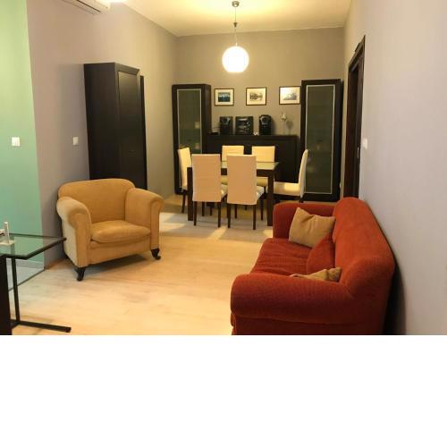 Han Krum 2 Bedroom Central Flat