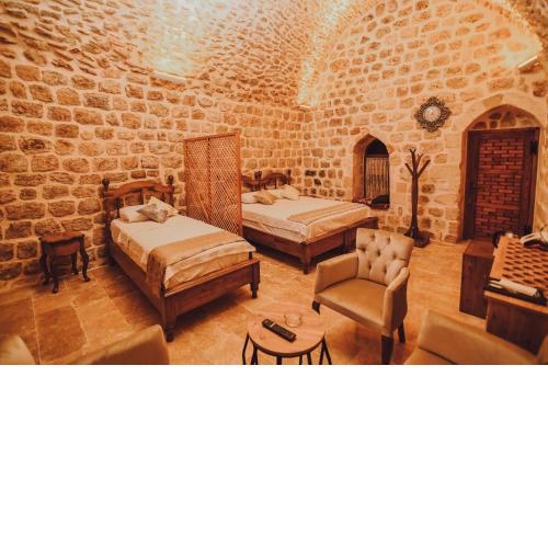 Hanedan Konağı Butik Otel Deluxe king Triple Room Anka