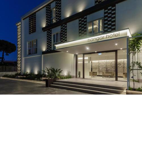Hangar Hotel
