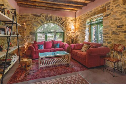 Hani Kastania - Chania retreat for families and groups for holidays and workshops