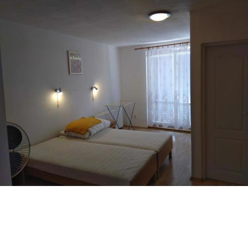 HannaH - Relax dom pod orechom I1