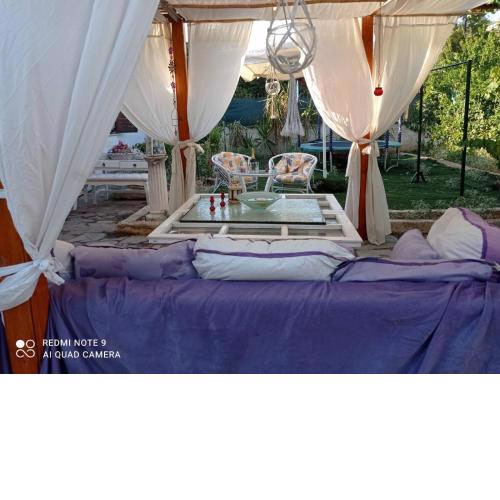 Hannah's house 10 min from Athens airport